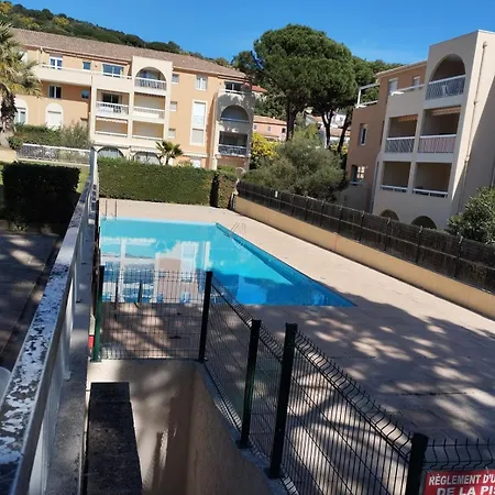 T3 Dans Avec Piscine